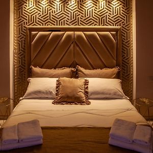 Airport Luxury Rooms